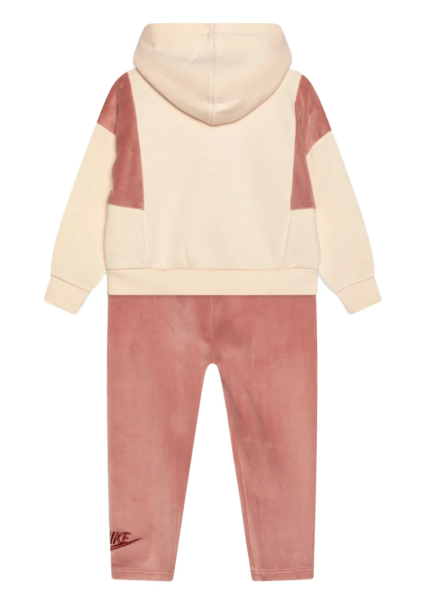 NIKE - Tuta Art 36L407 - immagine 3