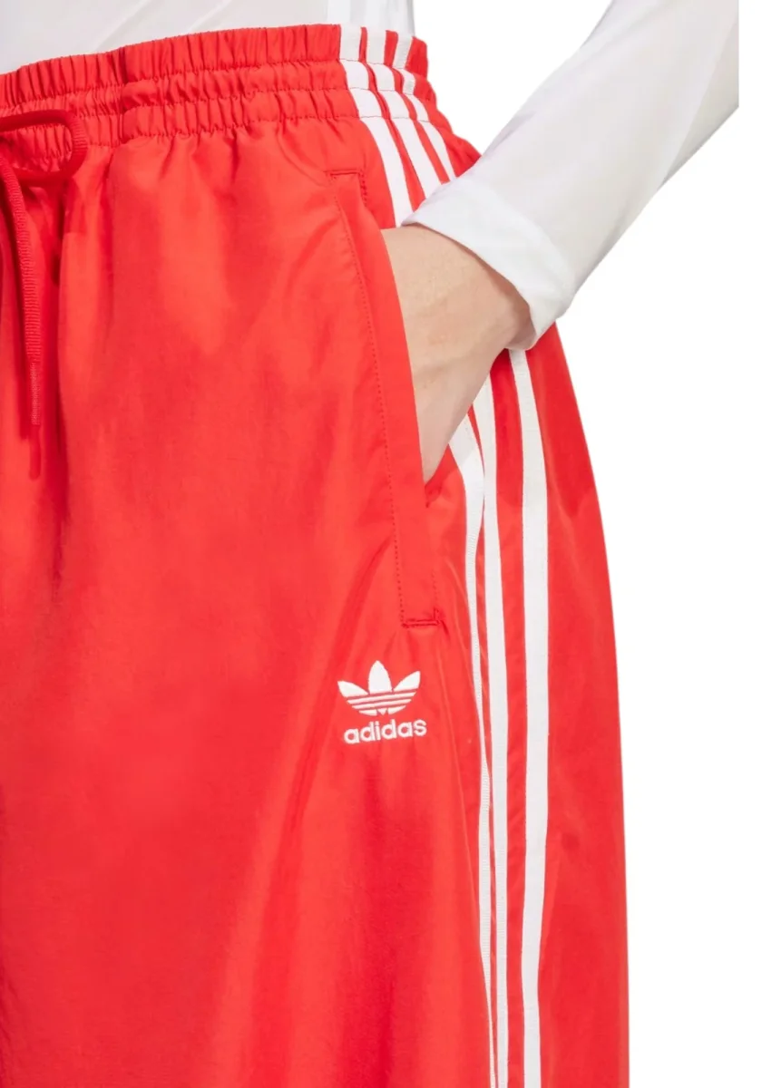 PANTALONE OVERSIZED COL ROSSO - immagine 3